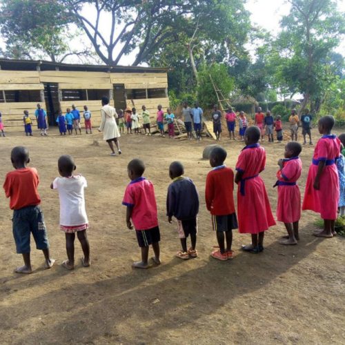 children-Conservationists2-Lake-Bunyonyi-Tours-768x663